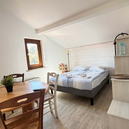 appartement-4-personnes-hotel-la-bastide-st-clair-6.jpg