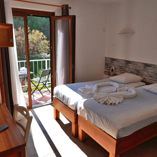 Chambre Double Balcon Coté Colline