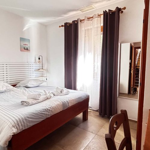 chambre-double-sans-balcon-hotel-la-bastide-st-clair-7-1-1.jpg